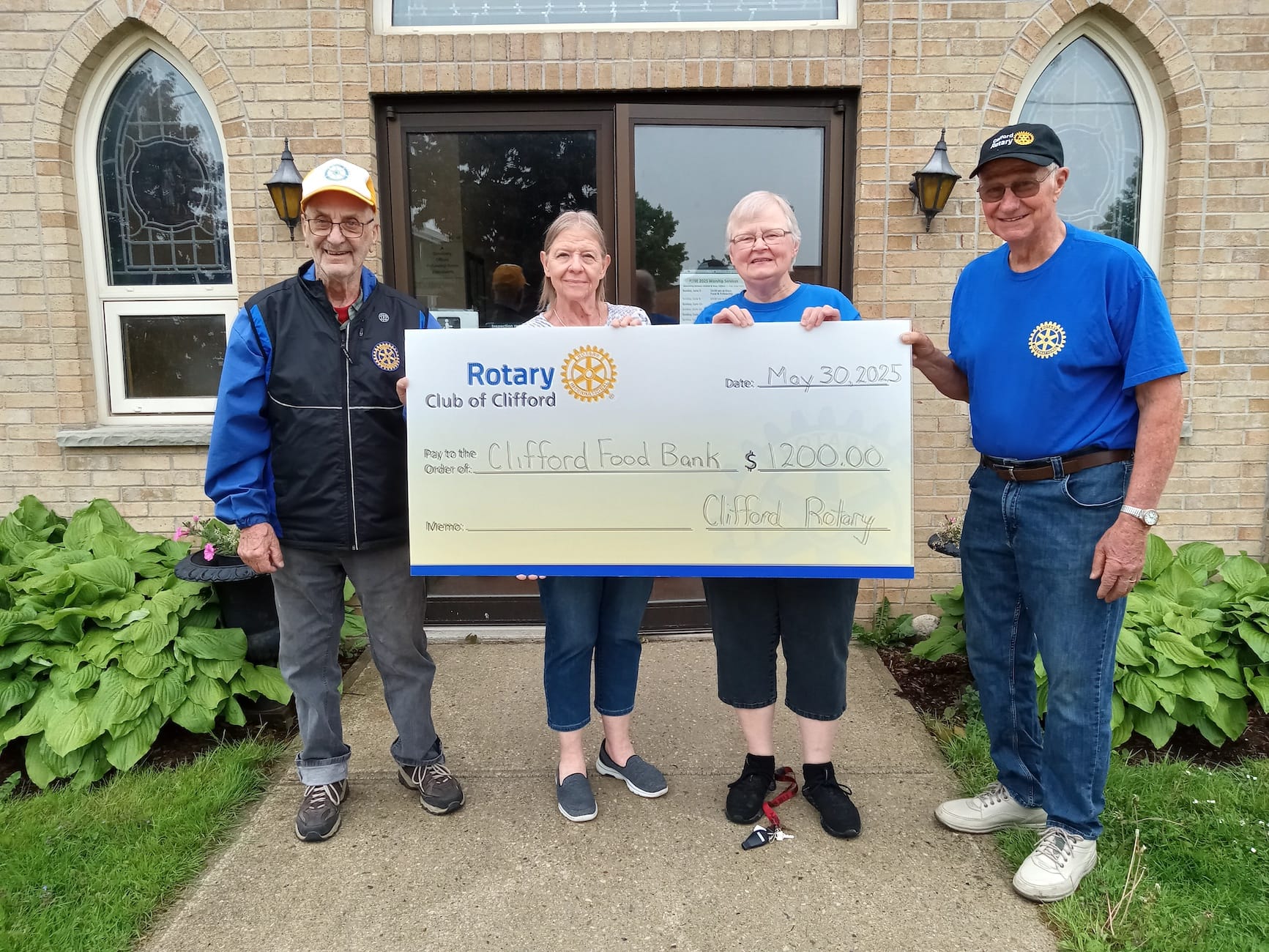Clifford Rotary donates $1,200 to local food bank