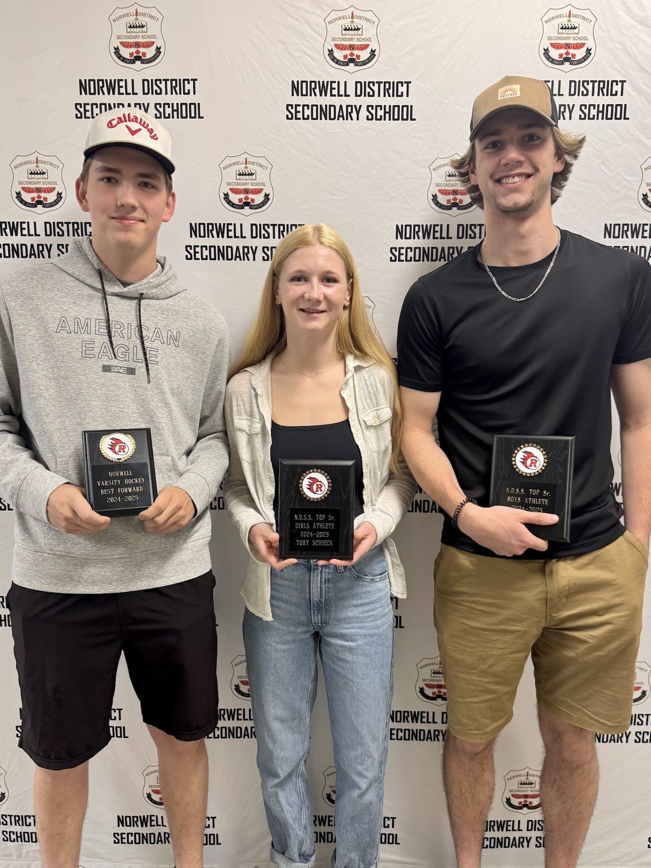 Norwell DSS students receive athletic awards