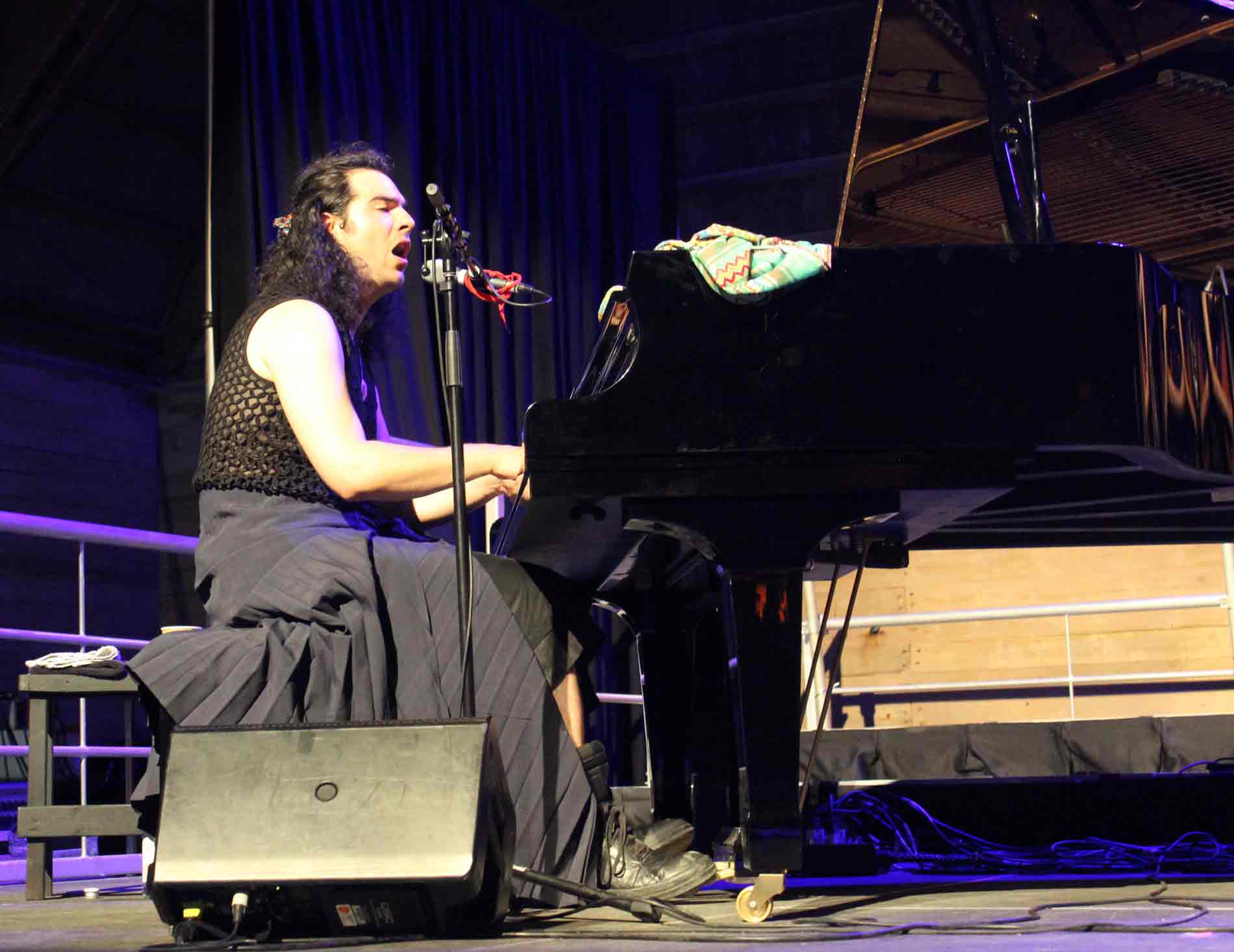 Elora Festival welcomes Jeremy Dutcher to Gambrel Barn