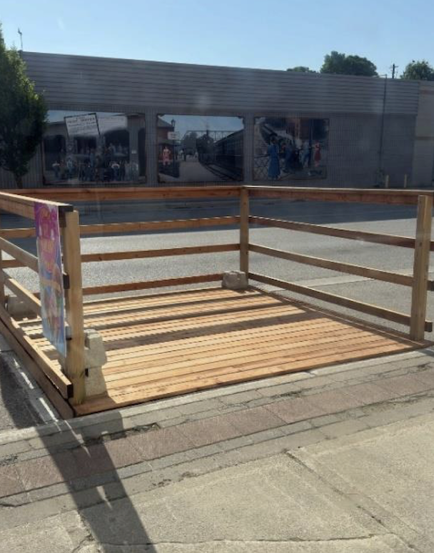 Dulce Heaven Cookies and Scoops receives patio grant