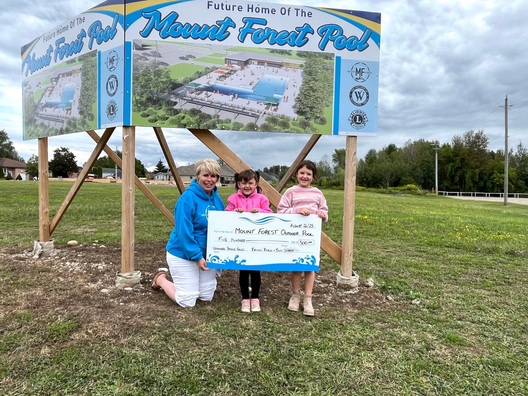 Local children donate $500 to Mount Forest pool fundraiser