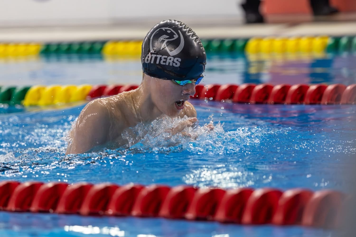 Fergus para swimmer breaks provincial record at Canadian Swimming Championships