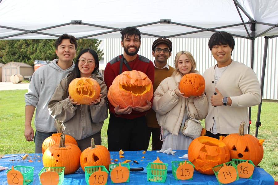 Sensational Elora brings Pumpkin Day to museum