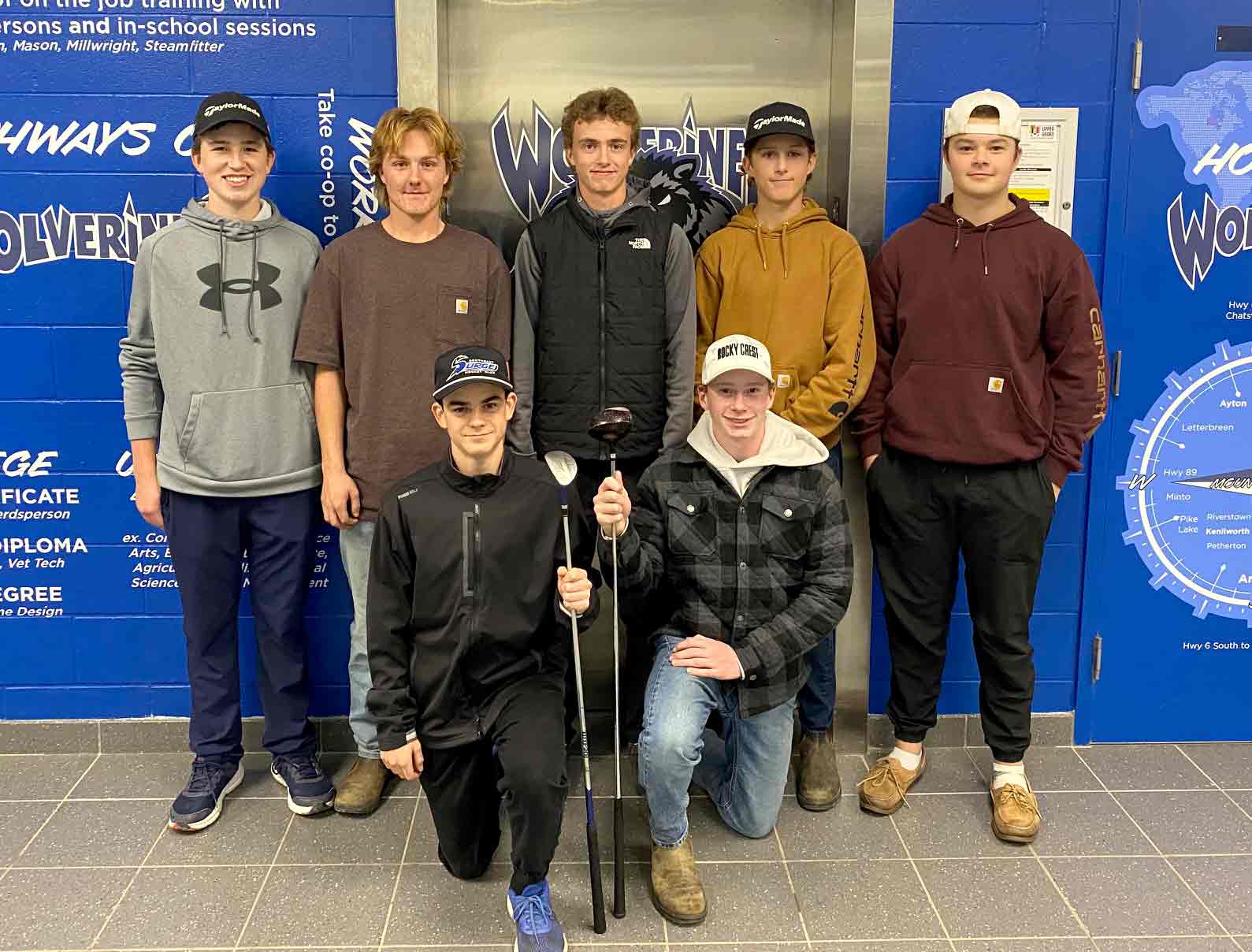 Wellington Heights golf team wins district championship