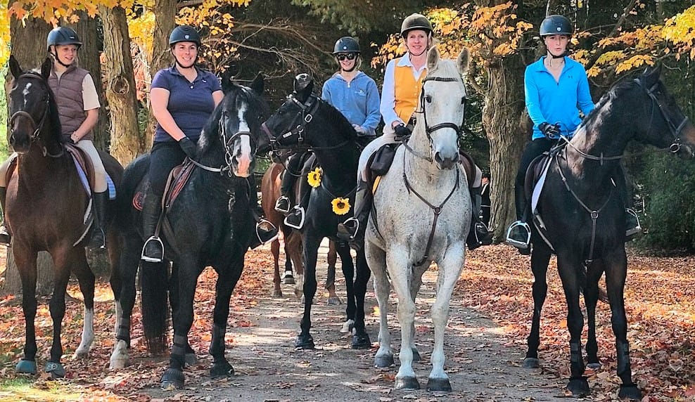 “Hooves for Hospice” raises $10,000