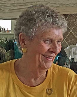 HENDRY, Kathleen Viola (née Smith)