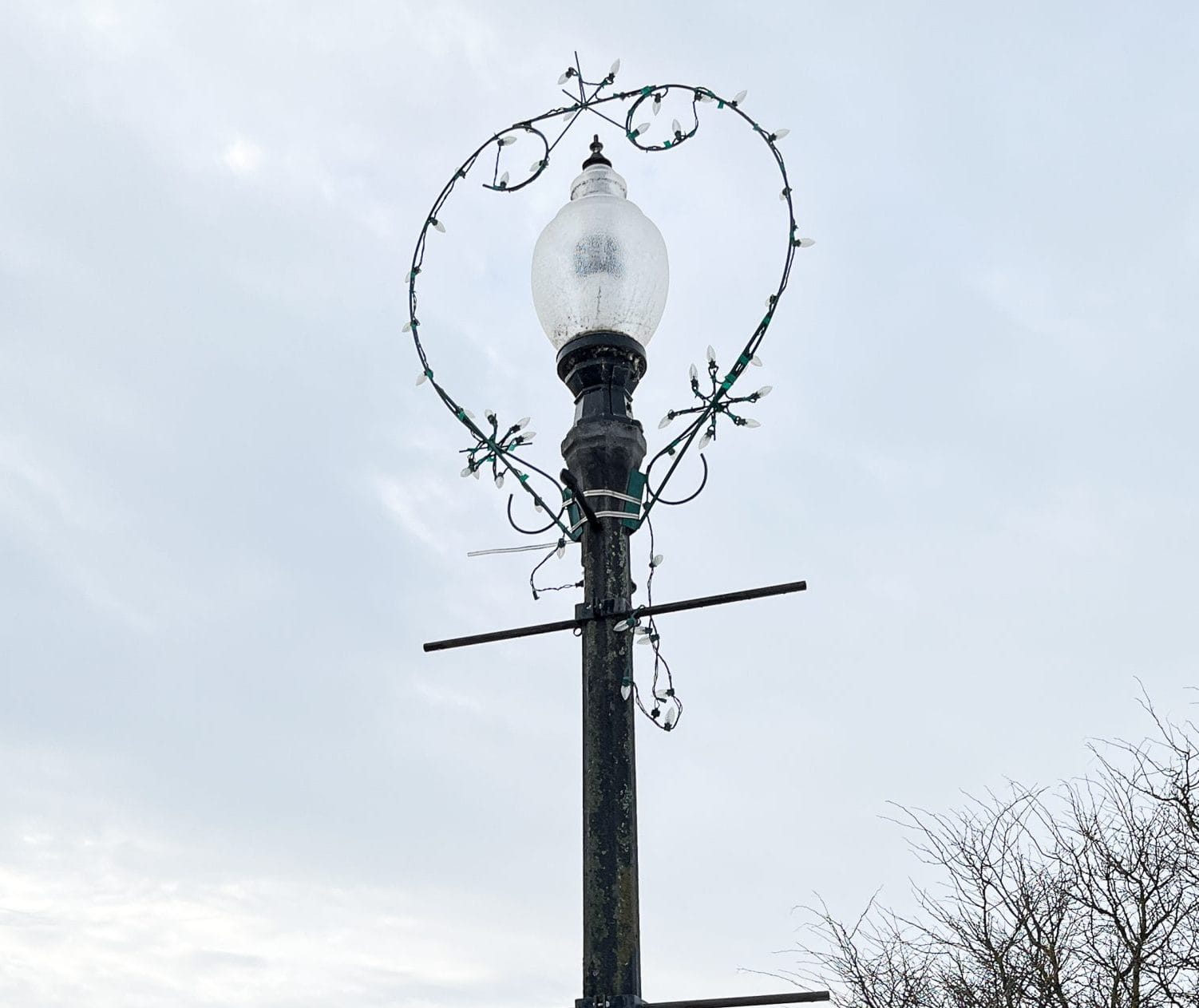 Refurbished ‘halo lights’ bring festive feel