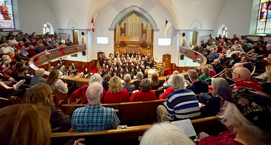 Home for the Holidays Christmas concert drew a record crowd
