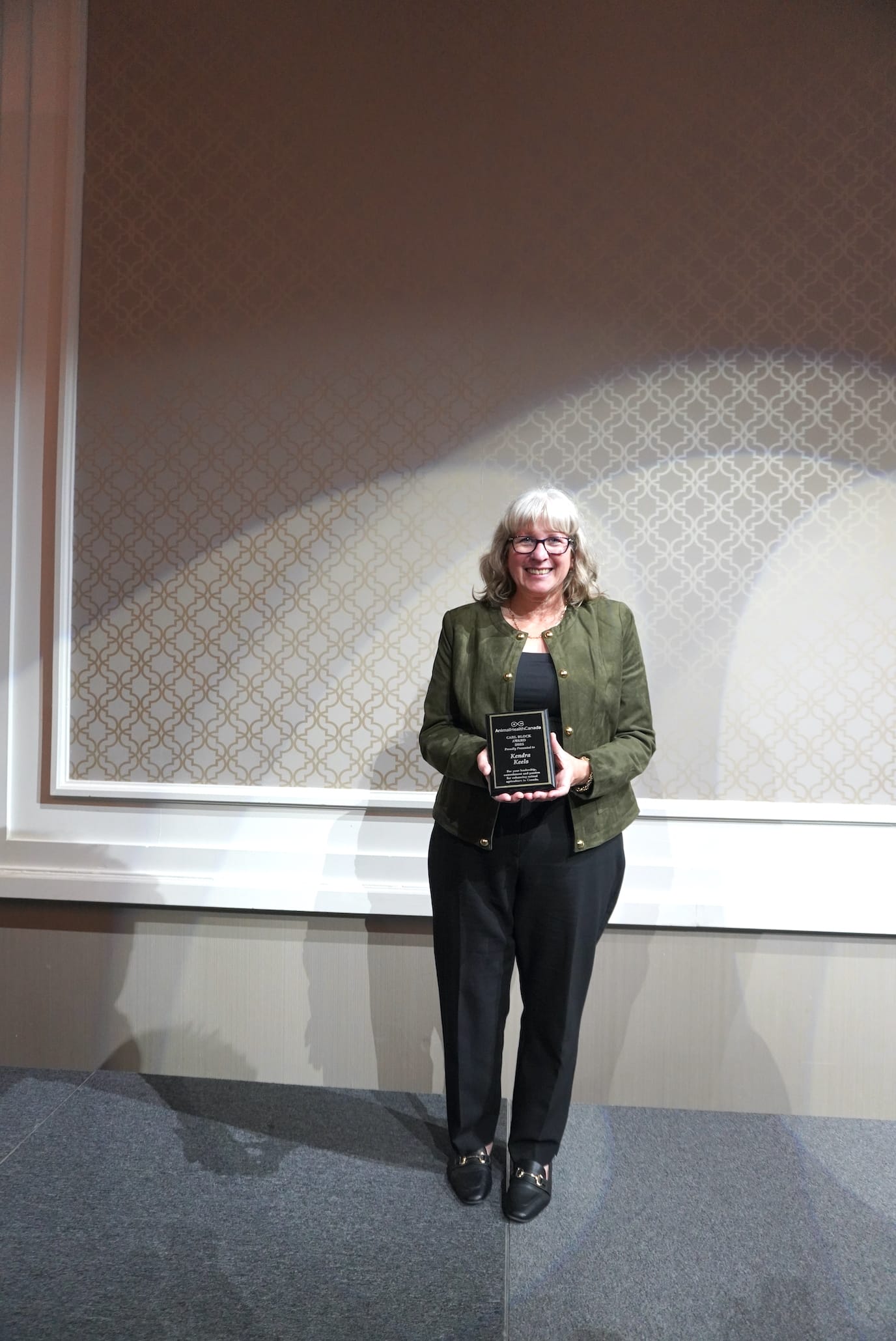 Kendra Keels receives Carl Block Award