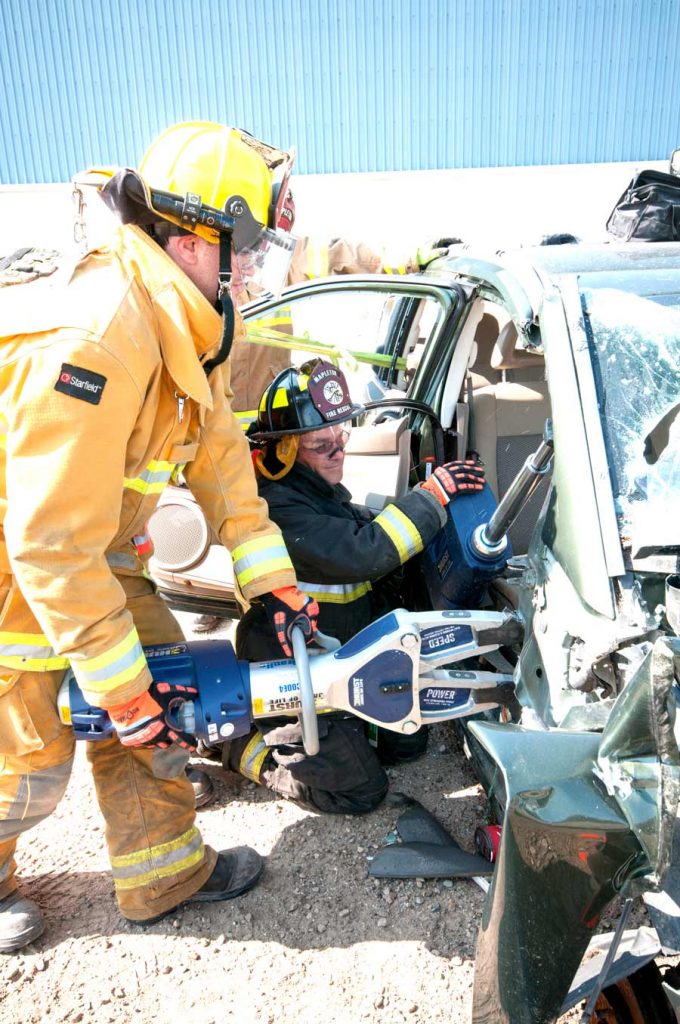 Mapleton Firefighters receive extrication training