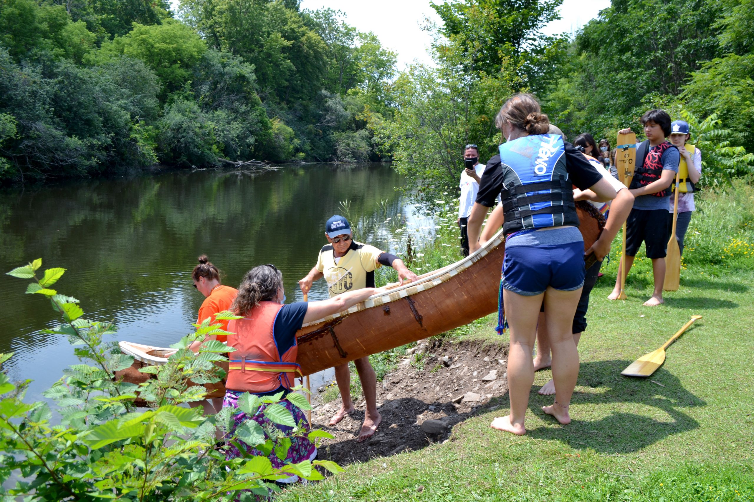 Students from UGDSB learn to build a canoe from scratch