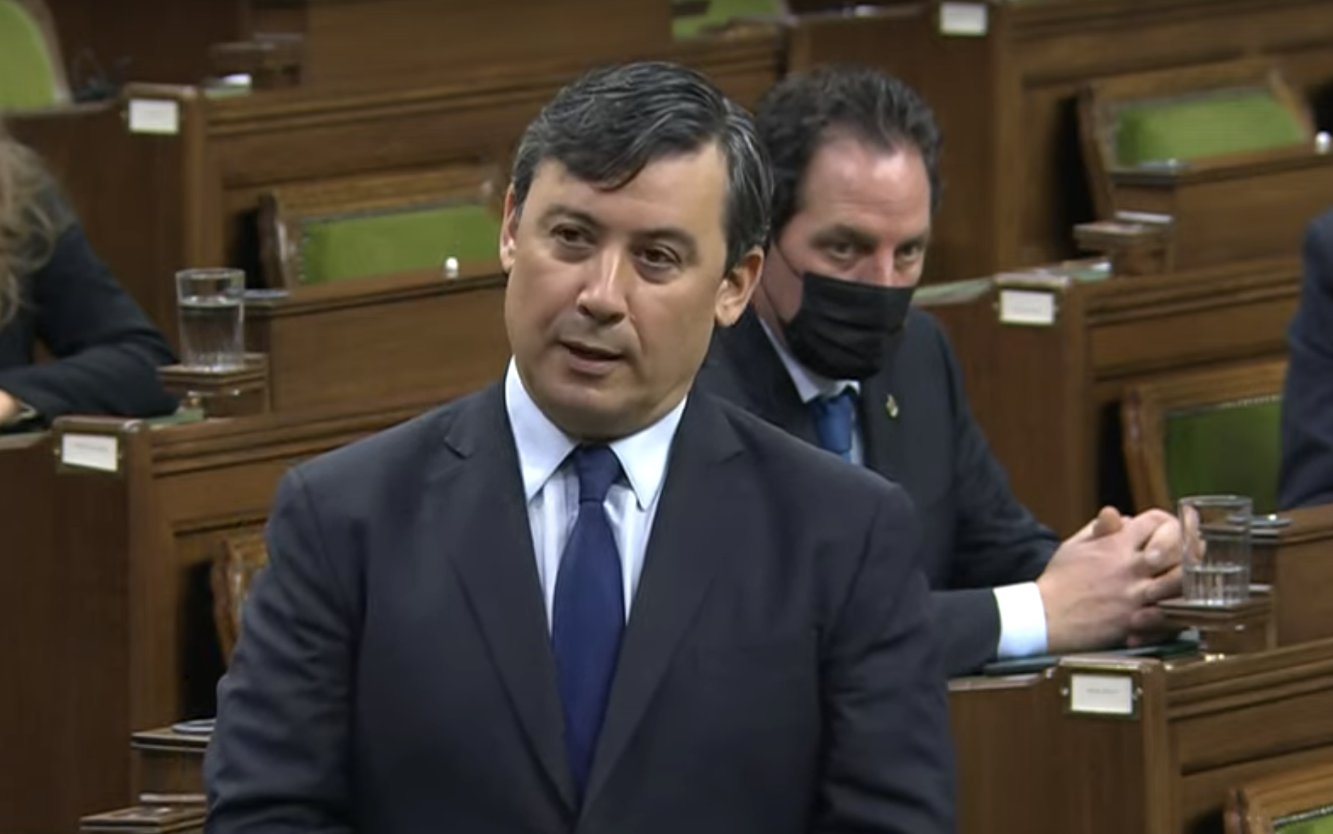 Chong’s motion to probe security breaches, Winnipeg lab documents passes