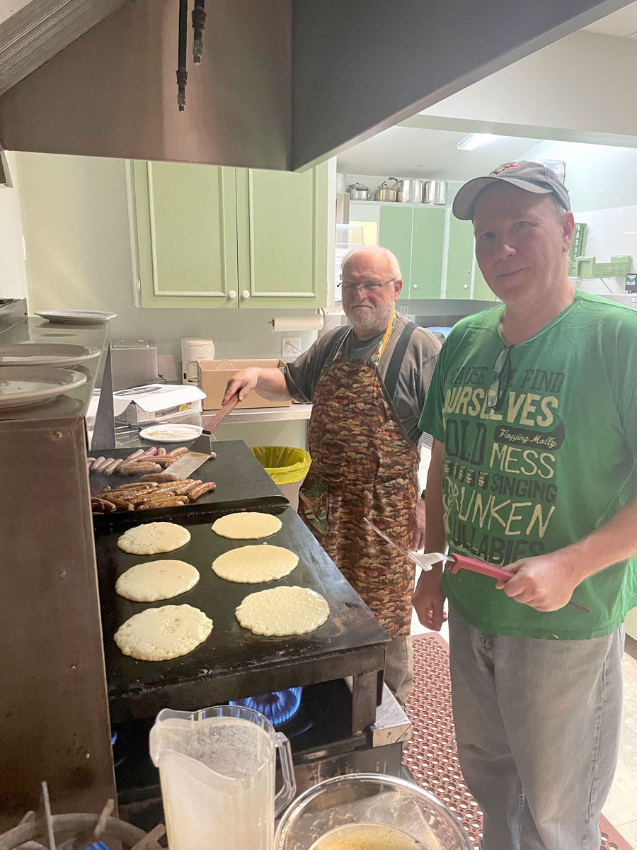 Legion hosts breakfast for The Grove Palmerston
