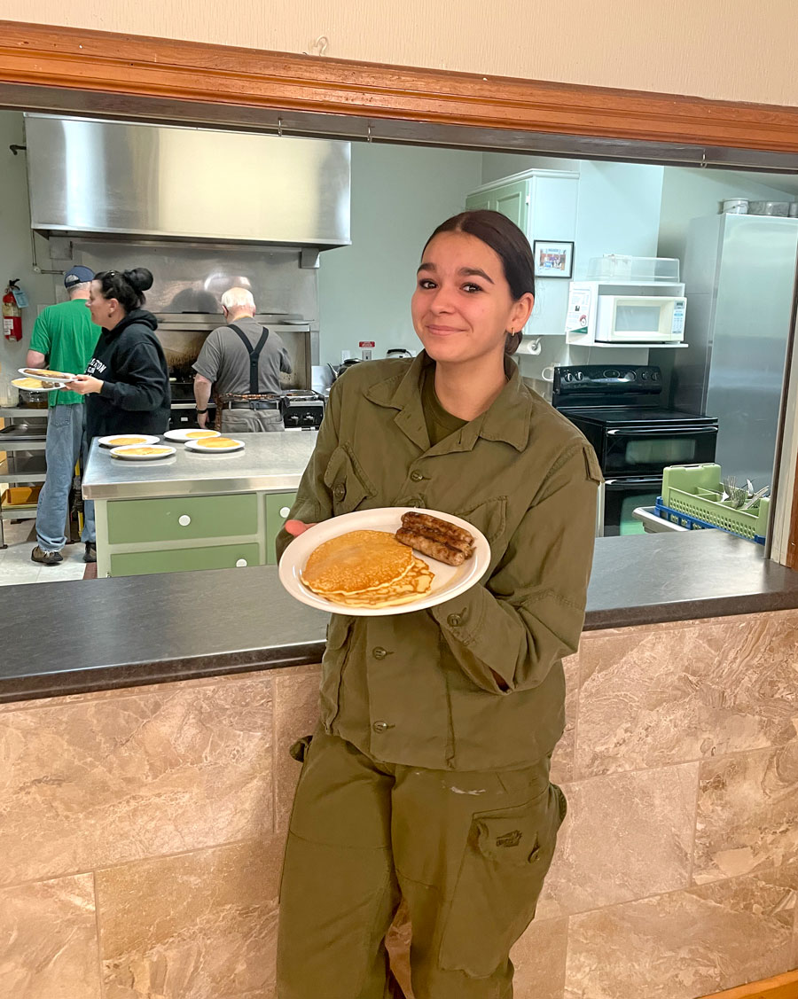 Legion hosts breakfast for The Grove Palmerston